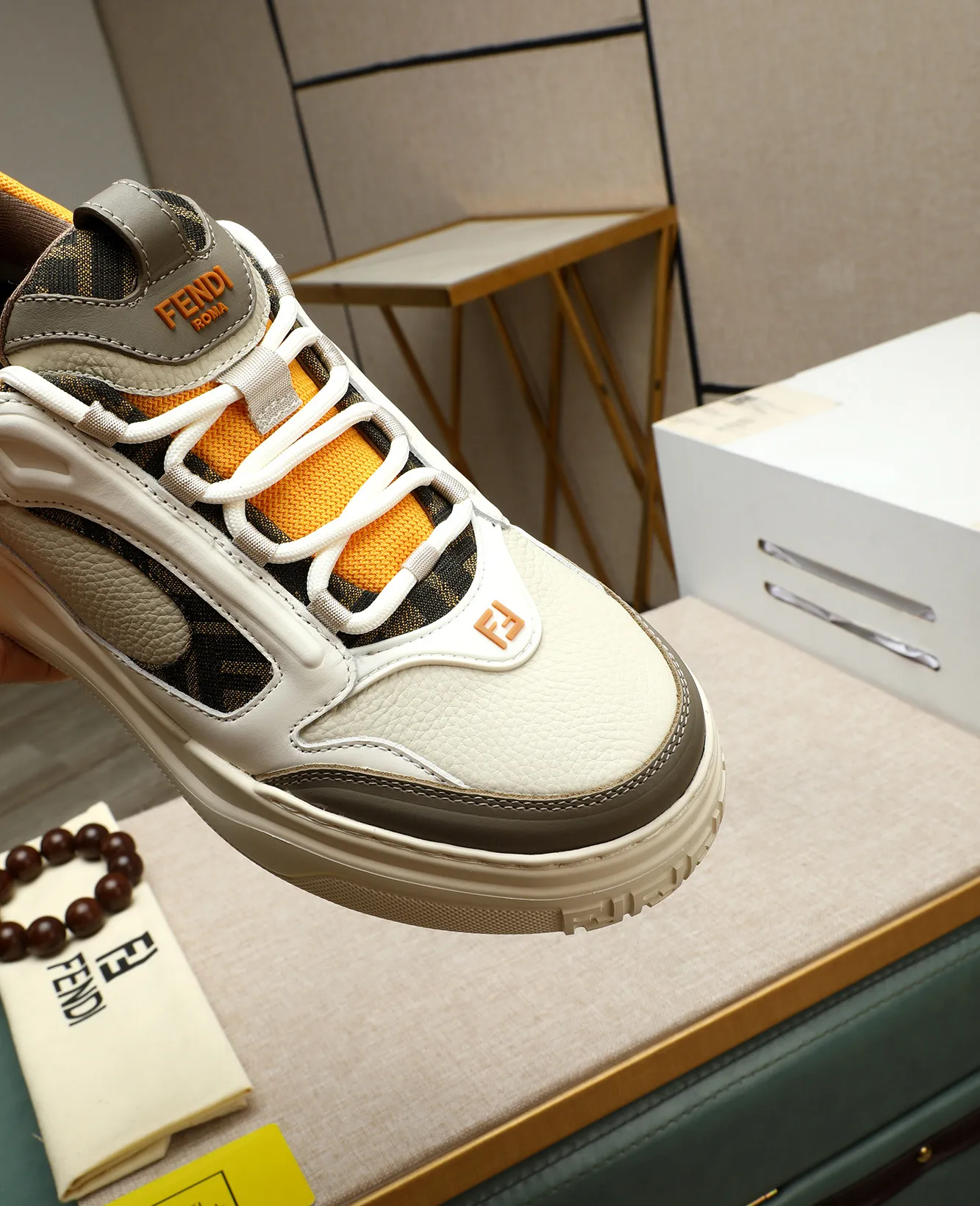 Men's shoes 💰760 [FENDI] Fendi - High-end quality original casual sports shoes - Upper: Nappa calfskin, pebbled calfskin, tongue and heel; injection molded brand logo plastic module - Lining: brand canvas - Outsole: ultra-light TPR foam·rubber; molded outsole -Super high quality control·Fine workmanship: highlighted (high-end·luxury·grade) -Size :39-44 (38, 45, can be customized)